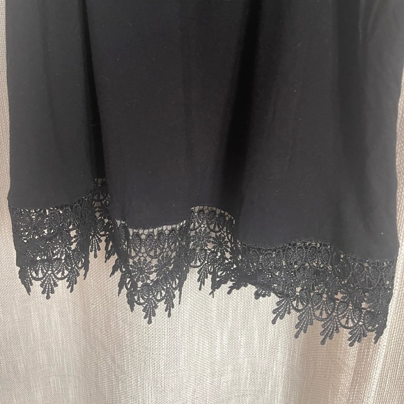 Torrid Tank Top - Picture 2 of 6